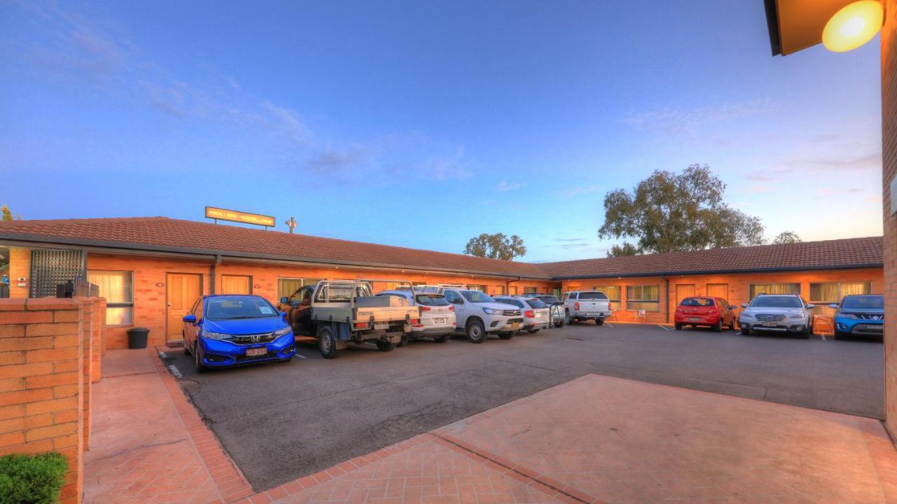 Cousins Motor Inn Inverell Exterior foto